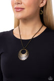 Paparazzi Texture Trio - Brass Necklace