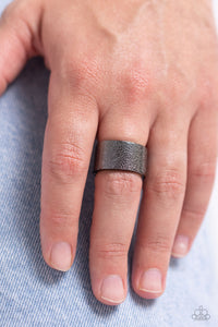 Paparazzi Hammer Fist - Black Ring