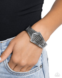 Paparazzi Order of the Arrow - Silver Bracelet