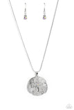 Paparazzi Seize the Sand Dollar - Pink Necklace