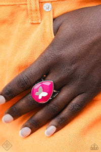 Paparazzi In Plain BRIGHT - Pink Ring