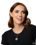 Paparazzi Breathtaking Birthstone August - Green Earring