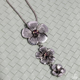 Paparazzi Wallflower Whimsy - Purple Necklace