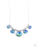 Paparazzi Socialite Status - Green Necklace