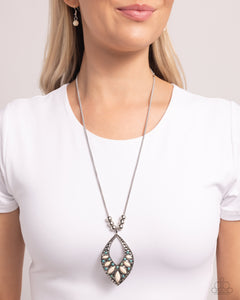 Paparazzi Marquise Melody - White Necklace