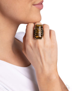 Paparazzi Scalloped Stone - Brass Ring