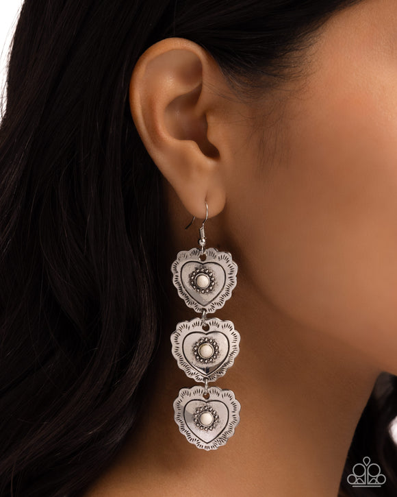 Paparazzi Vintage Allure - White Earring