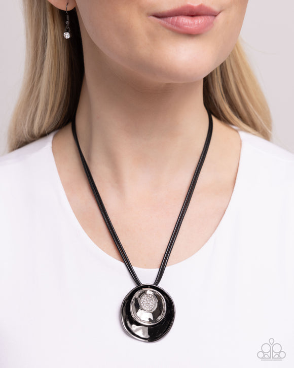 Paparazzi Duchess Disc - Black  Necklace