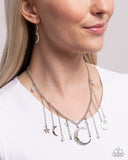 Paparazzi Stellar Selection - Green Necklace
