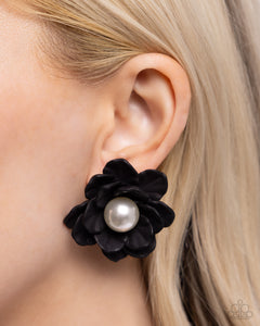 Paparazzi Blooming Backdrop - Black Earring