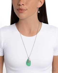 Paparazzi Sea Glass Stash - Green Necklace