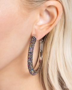 Paparazzi Chiseled Crescendo - Multi Earring