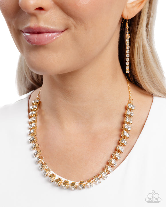 Paparazzi Linked Lady - Gold Necklace