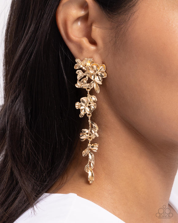 Paparazzi Generous Garden - Gold Earring