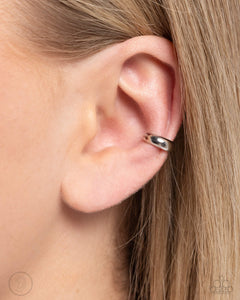 Paparazzi Classic Cuff - Silver Earring