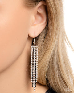 Paparazzi Tapered Team - Black Earring