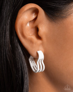 Paparazzi Memorable Love - White Earring