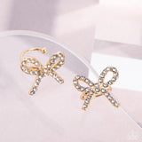 Paparazzi Convincing Charm - Gold Earring