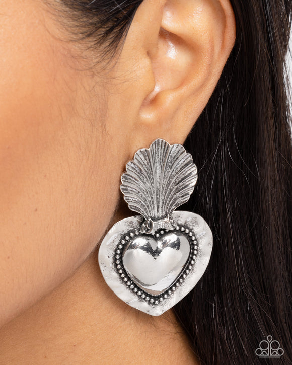 Paparazzi Mythical Moment - Silver Earring