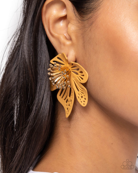 Paparazzi Wonderland Wallflower - Brown Earring