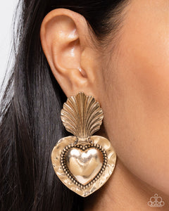 Paparazzi Mythical Moment - Gold Earring