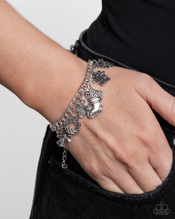 Paparazzi Christmas Classics - Silver Bracelet