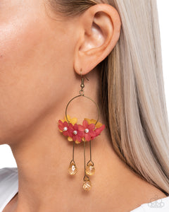 Paparazzi Whimsical Work - Brass Earring