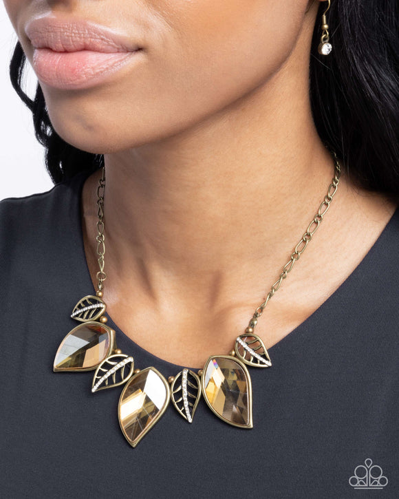 Paparazzi Leafy Leader - Brass Necklace