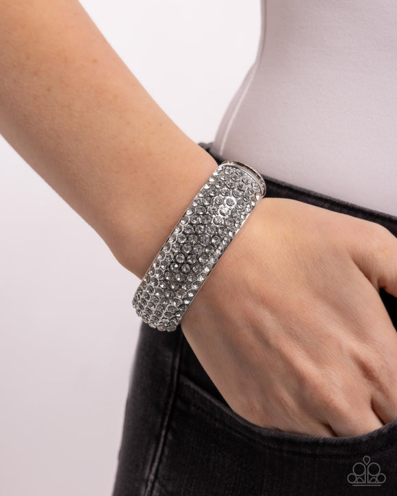 Paparazzi Triumphant Twinkle - White Bracelet