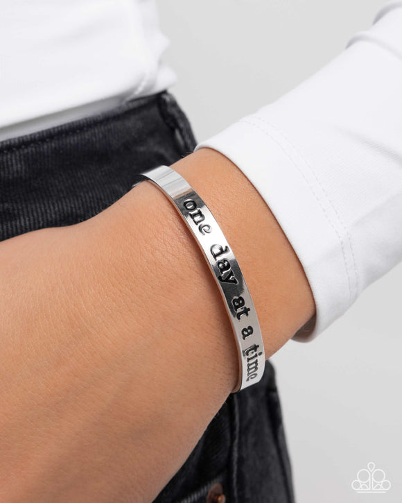 Paparazzi Day By Day Delight - Silver Bracelet