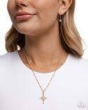 Paparazzi Graceful Glory - Gold Necklace