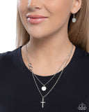 Paparazzi Eternal Embrace - Silver Necklace
