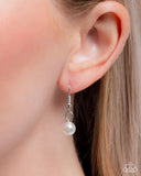 Paparazzi Pearl Pageantry - Black Necklace