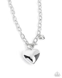 Paparazzi Heartfelt Hangout - Silver Necklace