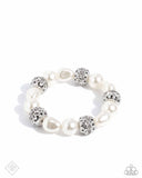 Paparazzi High-Class Headline Bracelet