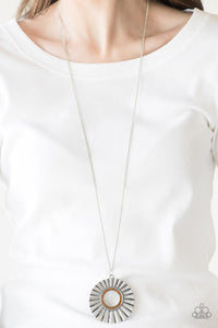 Chicly Centered Brown Necklace