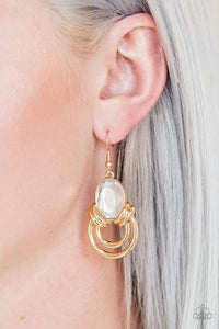Paparazzi Real Queen - Gold Earrings