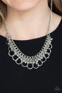 Paparazzi Ring Leader Radiance - Silver Necklace