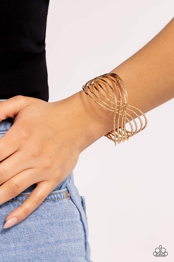 Paparazzi WIRE Away - Gold Bracelet