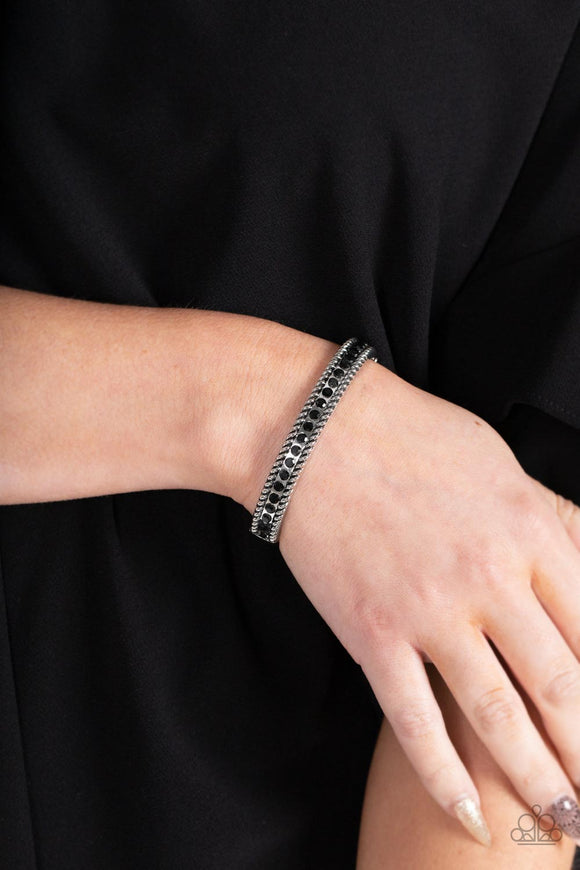 Paparazzi Rebel Renaissance - Black Bracelet