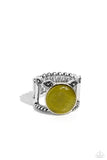 Paparazzi Clairvoyantly Cats Eye - Green Ring