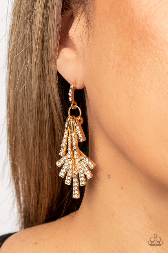 Paparazzi Fan of Glam - Gold Earring