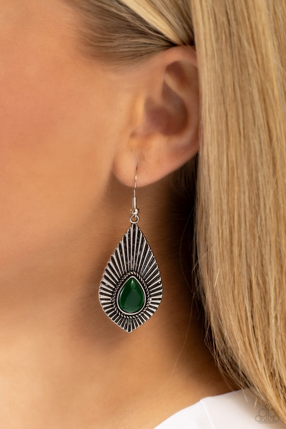 Paparazzi SOUL-ar Flare - Green Earring