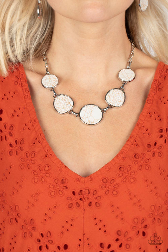 Paparazzi Santa Fe Flats - White Necklace