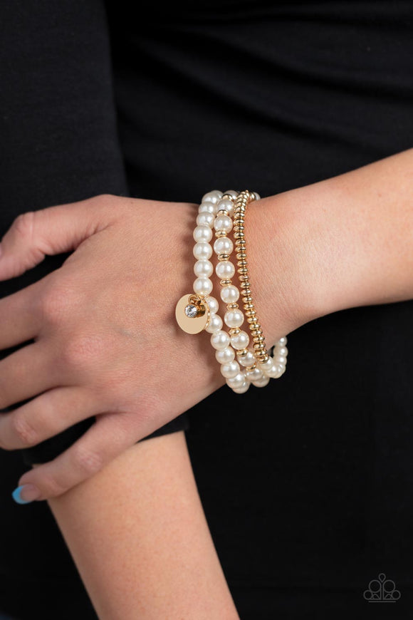 Paparazzi Pearly Professional - Gold Bracelet