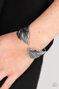 Paparazzi American Art - Silver Bracelet