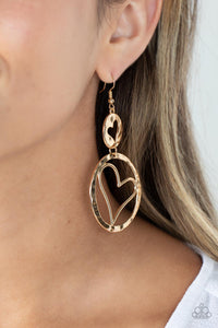 Paparazzi Enchanting Echo - Gold Earring