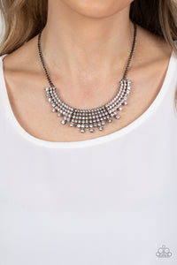 Paparazzi Shimmering Song - Black Necklace