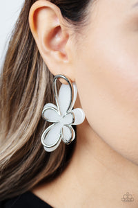 Paparazzi Glimmering Gardens - White Earring