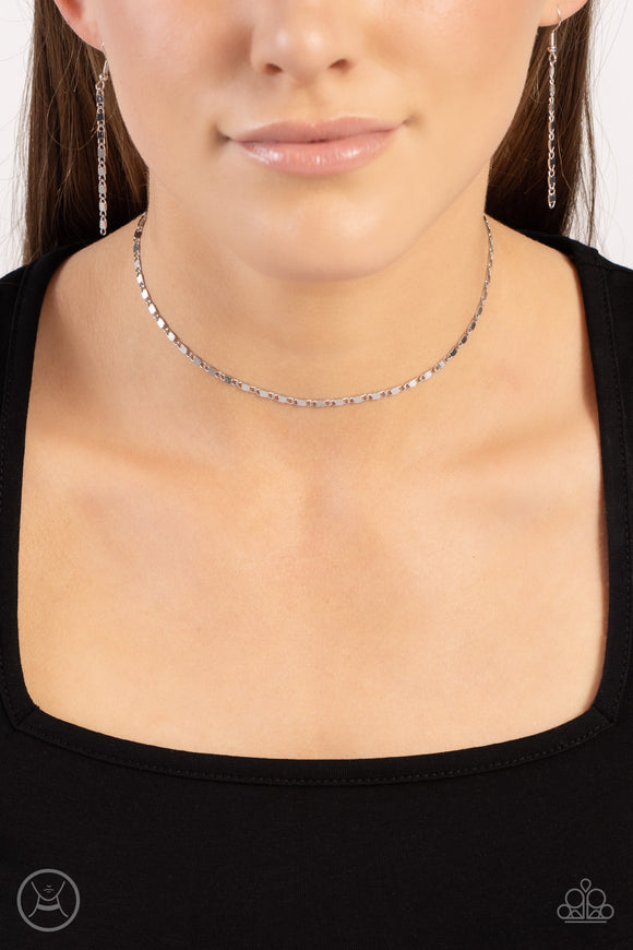 Paparazzi Minimalist Maiden - Silver Necklace